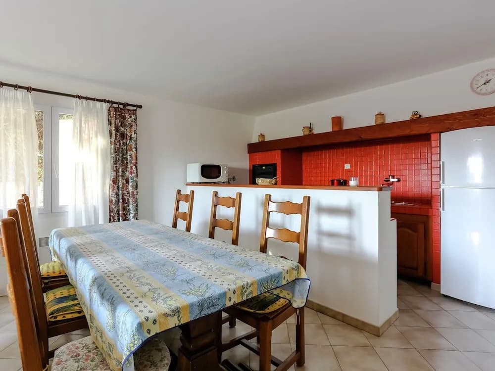 Provencal Holiday Home in Bormes-les-Mimosas with Pool - Photo 1