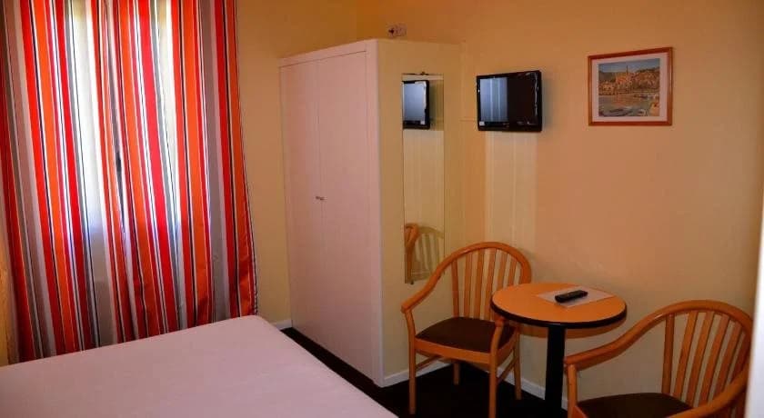 Hotel Arc En Ciel - Photo 3