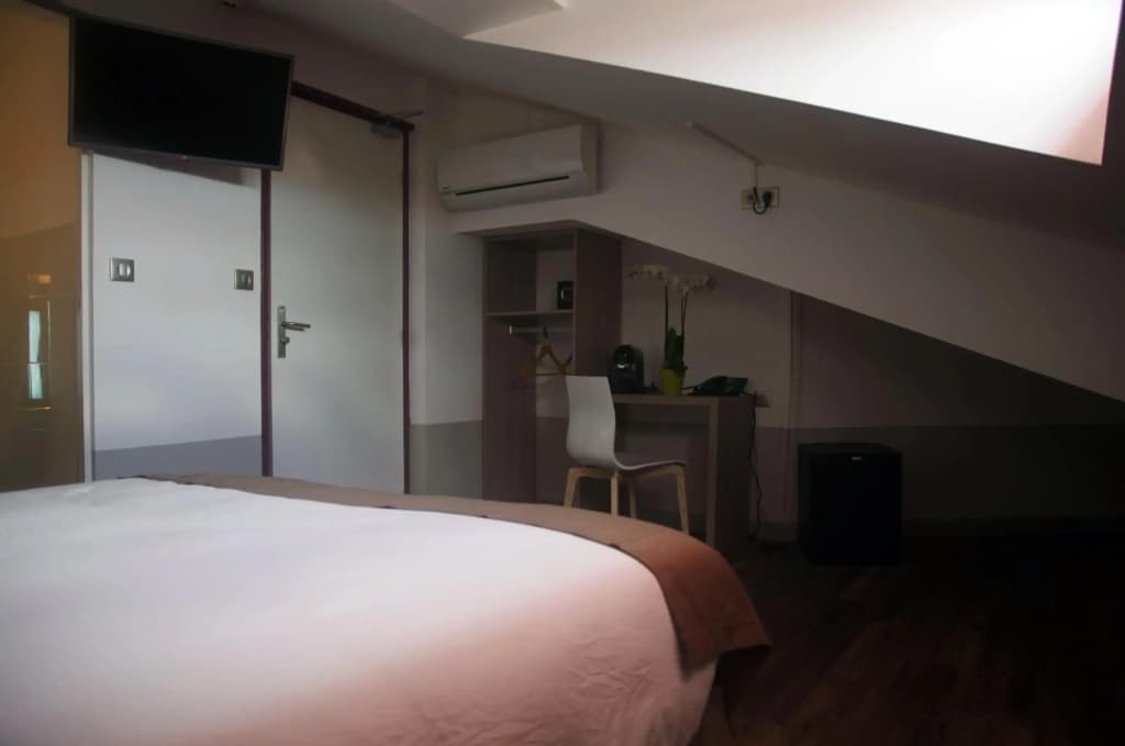 Hôtel des Amandiers - Photo 1