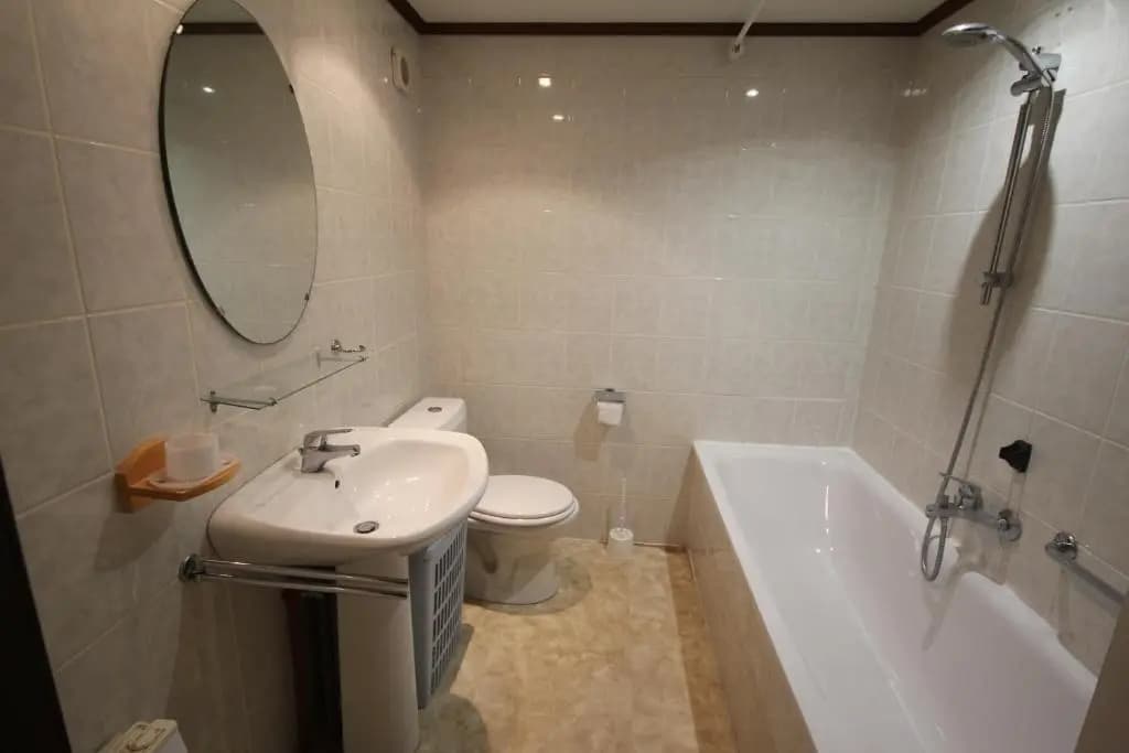 Belle villa de Vacances en angle climatisée, domaine TAMARIS, 4 chambres 7-9 couchages, Wifi, accès aux piscines payant, 9...