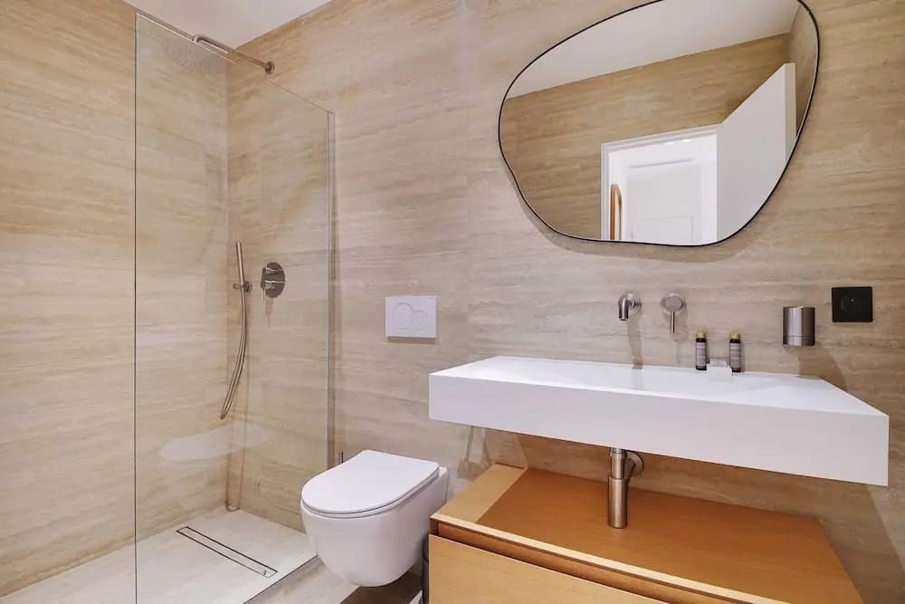 Modern Apartment - 2br/6p - Bonne-nouvelle - Miniature 7
