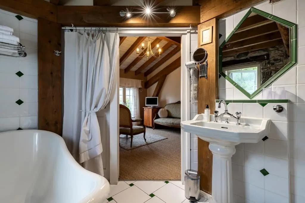 Domaine De Bassilour - Miniature 7
