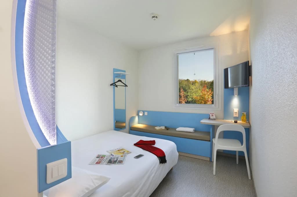 First Inn Hotel Les Ulis - Photo 3