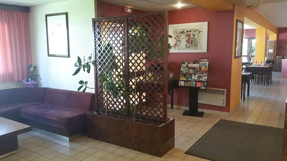 Brit Hotel Sarreguemines - Photo 2