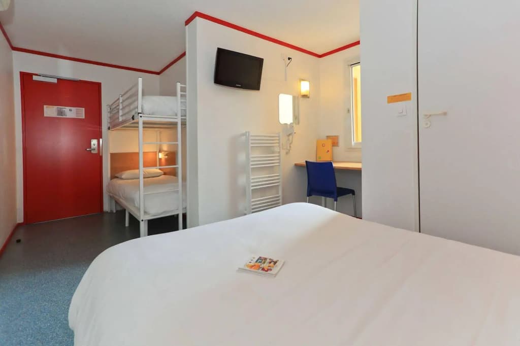 Kyriad Direct Bordeaux Est Lormont - Photo 2