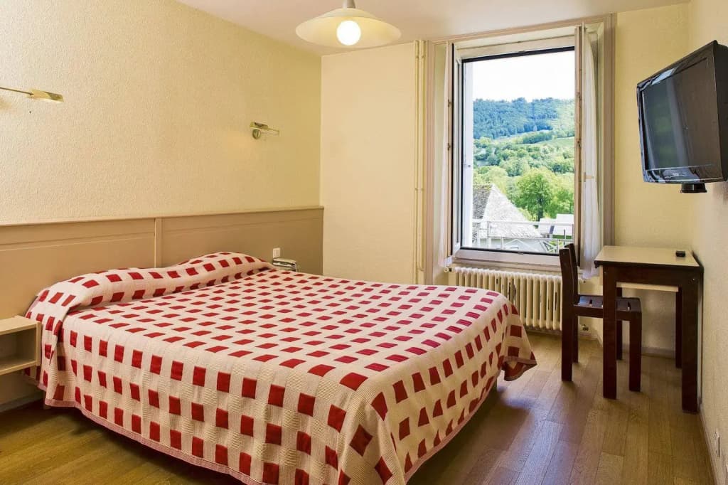 Family Hotel - Photo 5