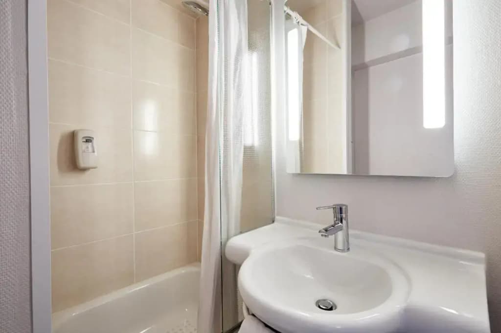B&B HOTEL Le Havre (1) - Miniature 8