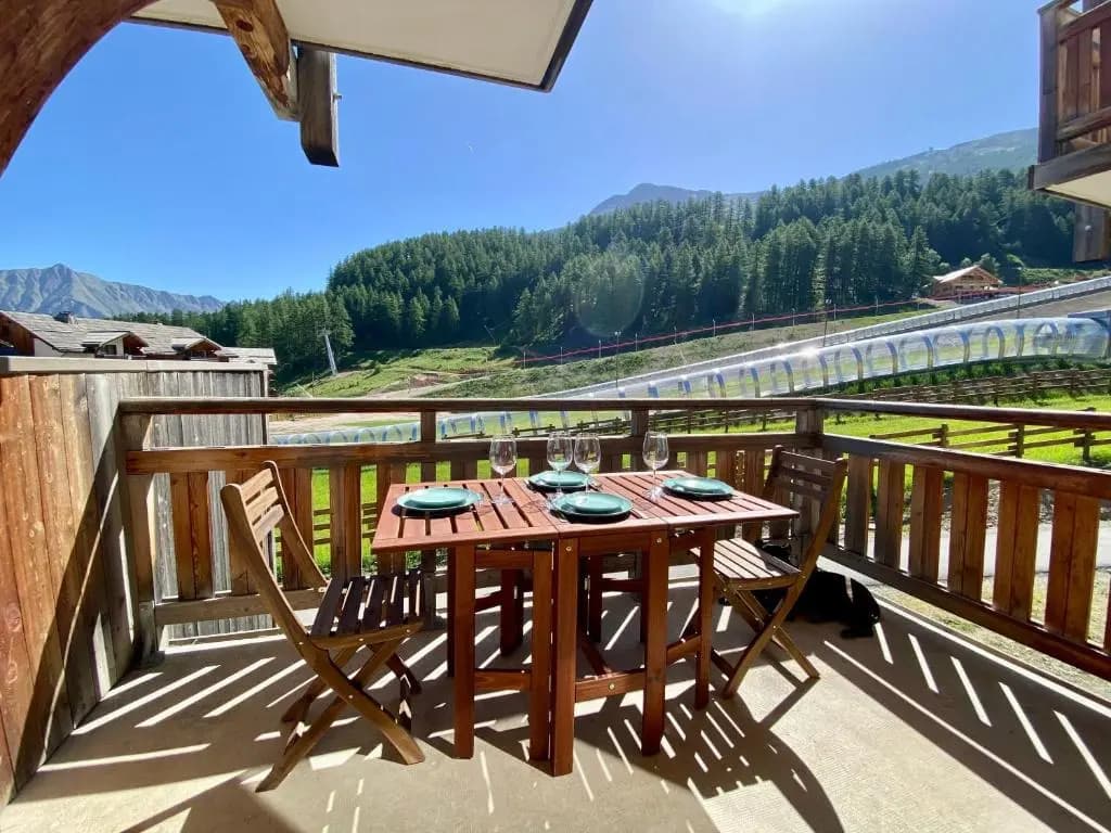 Appartement 2 chambres vue pistes, parking privatif - Miniature 8