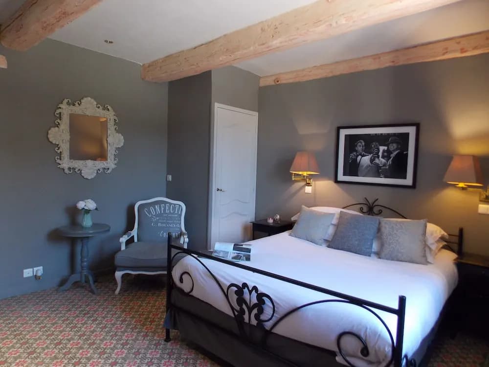Hostellerie le Roy Soleil - Photo 4