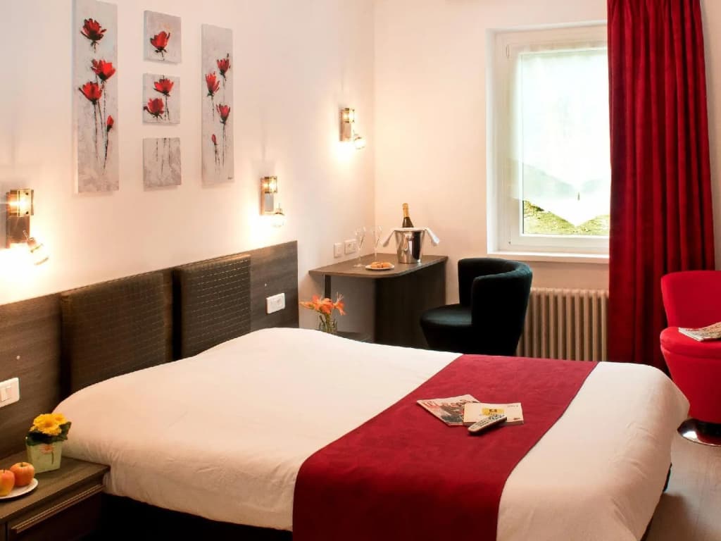 Logis Hotel Des Vosges - Photo 1