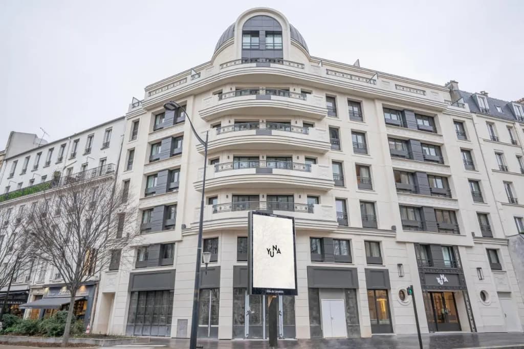 Yuna Porte Maillot - ApartHotel - Photo 1