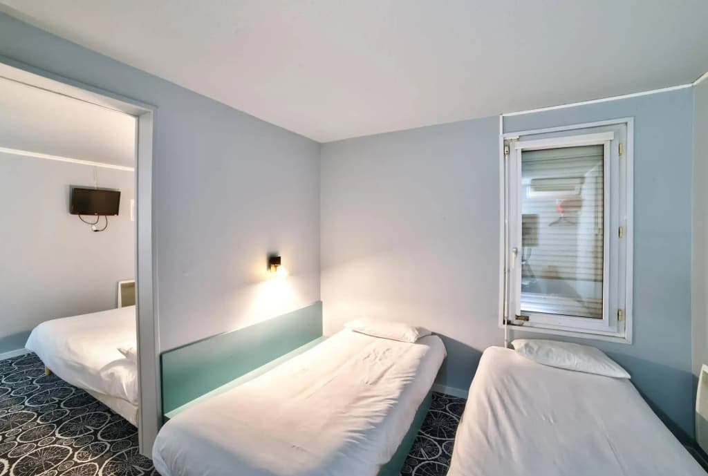 Brit Hôtel Mâcon Nord - Photo 3
