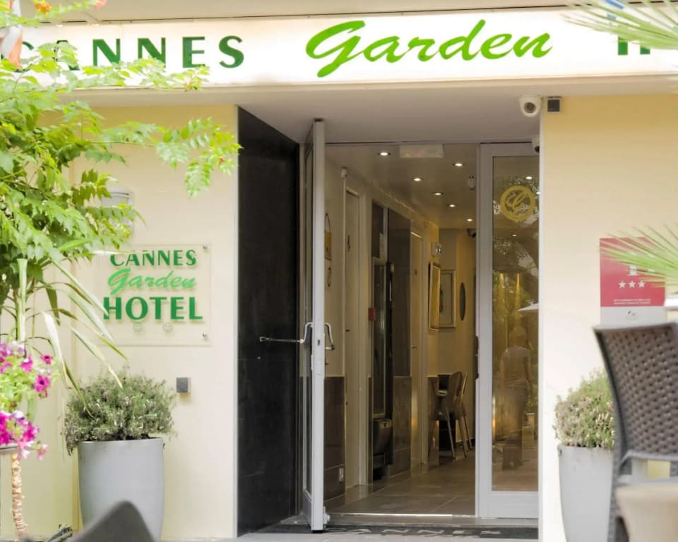 Hotel Jardin Croisette - Photo 1