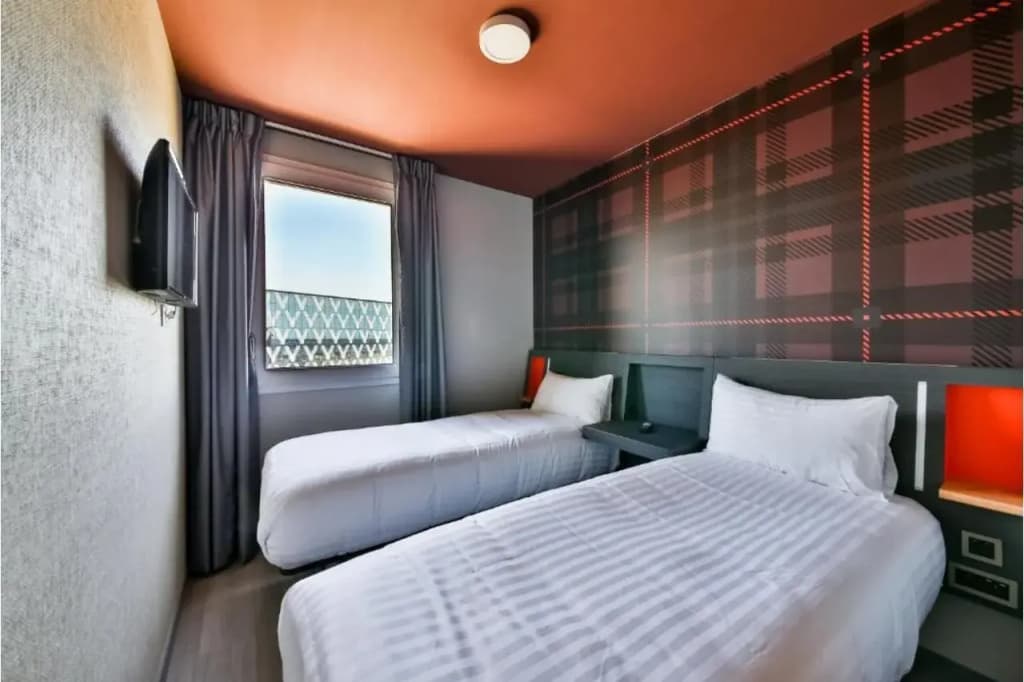 easyHotel Paris Charles de Gaulle - Miniature 7