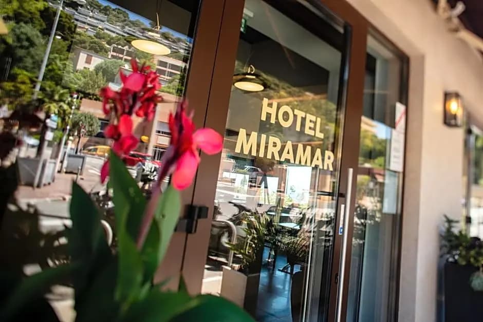 Hotel Miramar - Photo 1