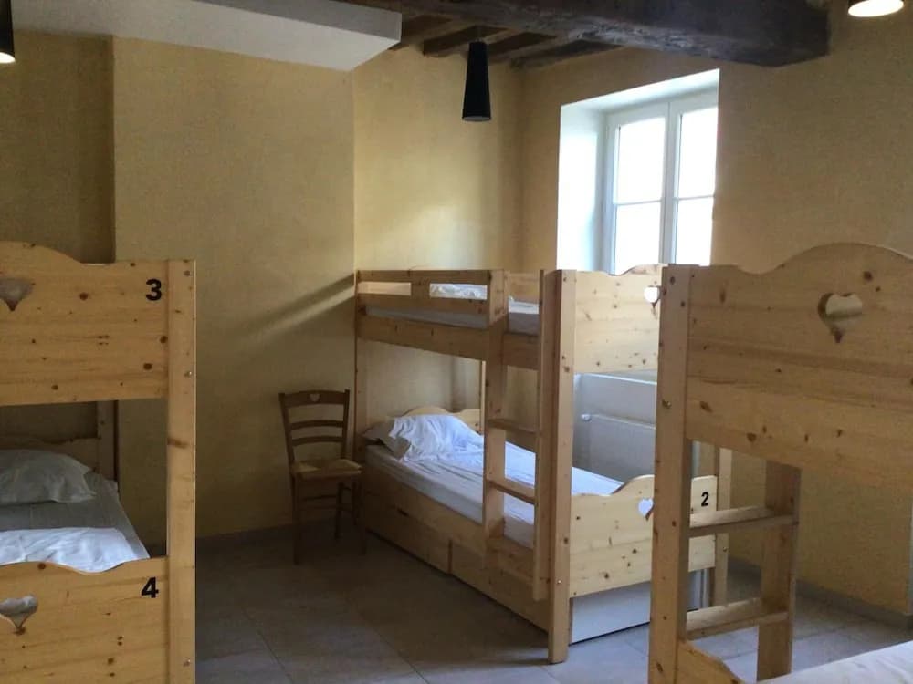 L'auberge de Treigny - Hostel - Miniature 6
