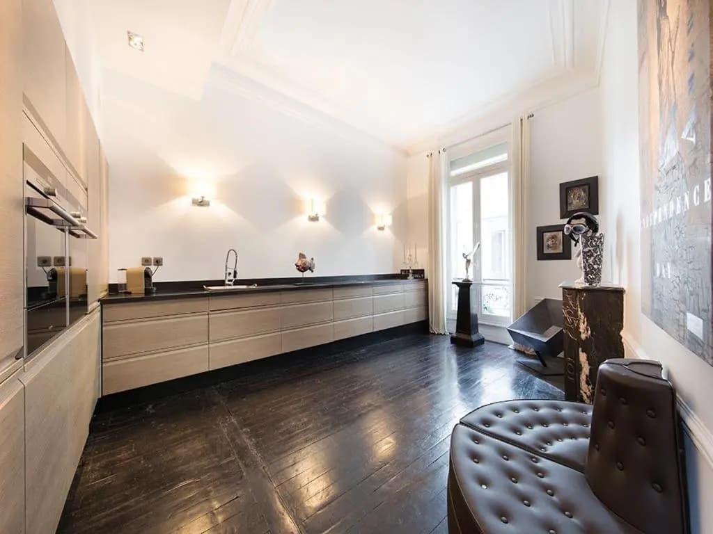 Appartement de 2 chambres avec vue sur la ville balcon amenage et wifi a Paris - Miniature 6