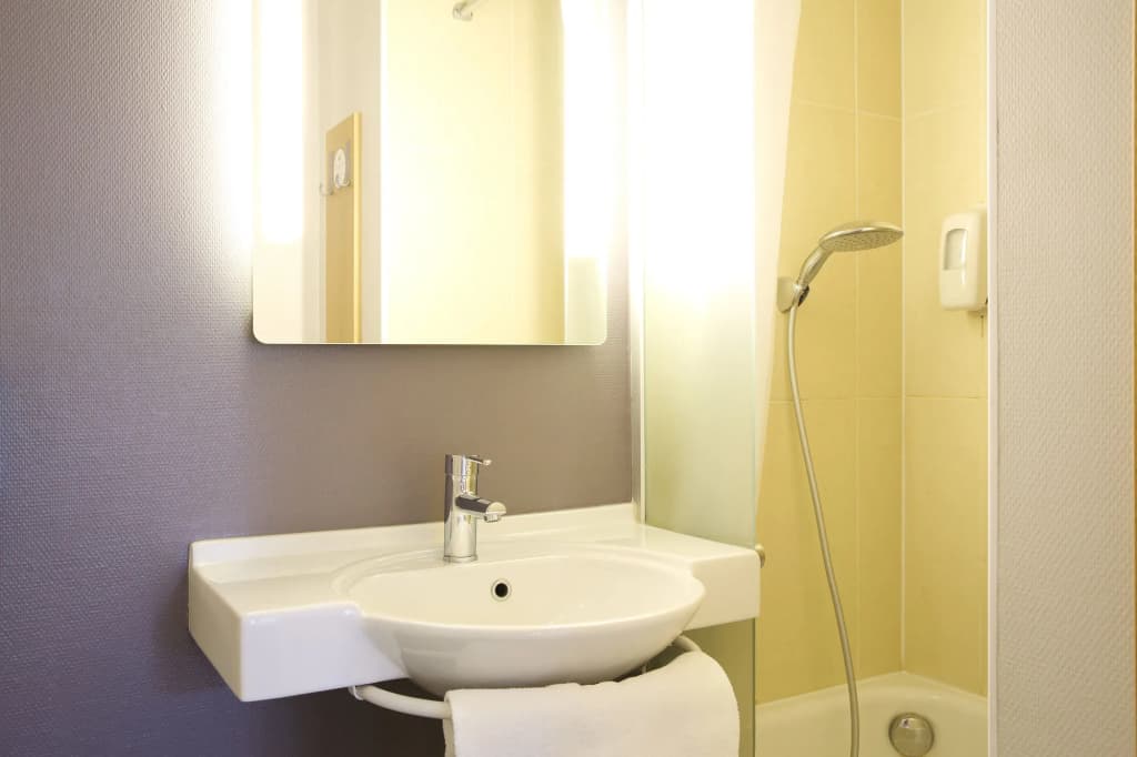 B&B HOTEL Montpellier (2) - Miniature 8