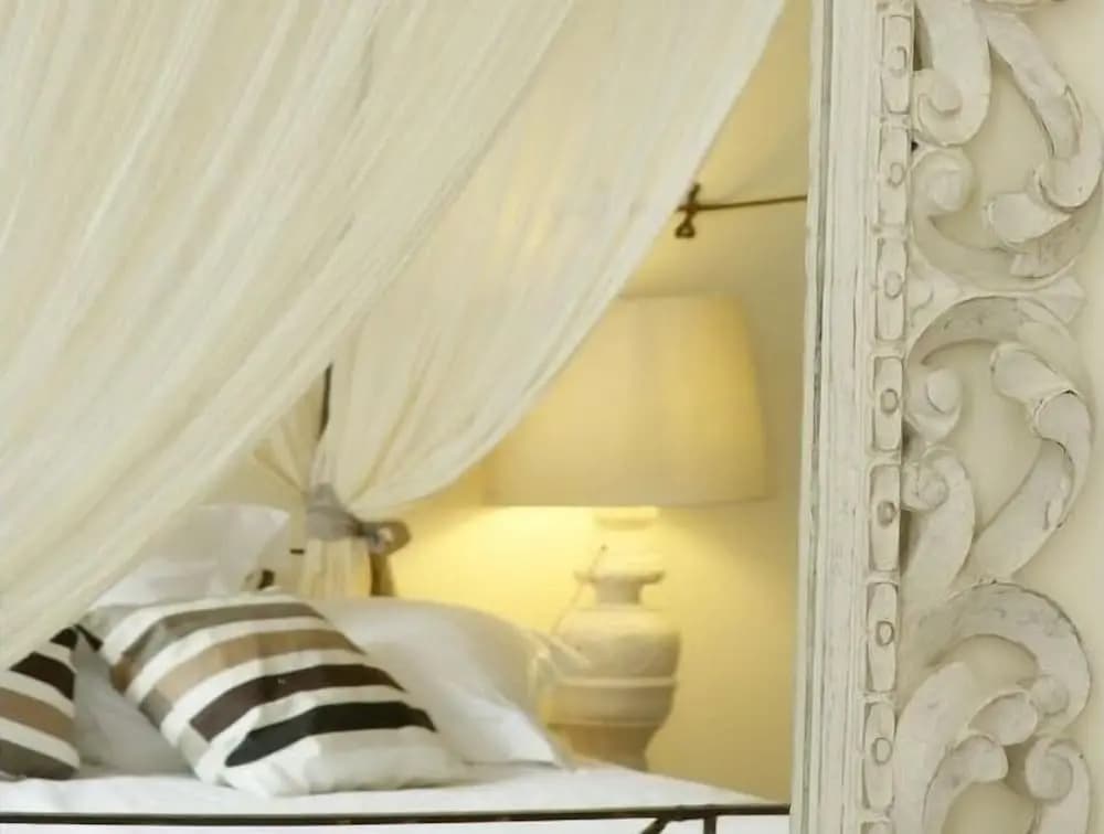 La Maison Rouge D'uzes - Photo 1