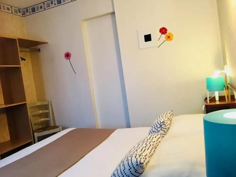 Hôtel Moderne - Miniature 6