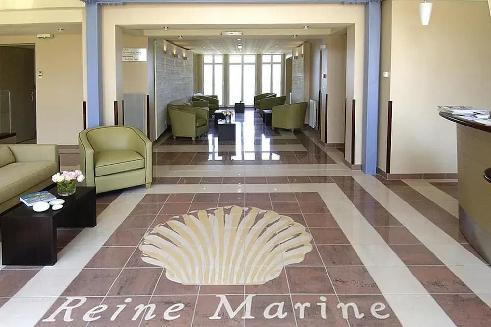 Nice Apartment With a sea View - Miniature 7