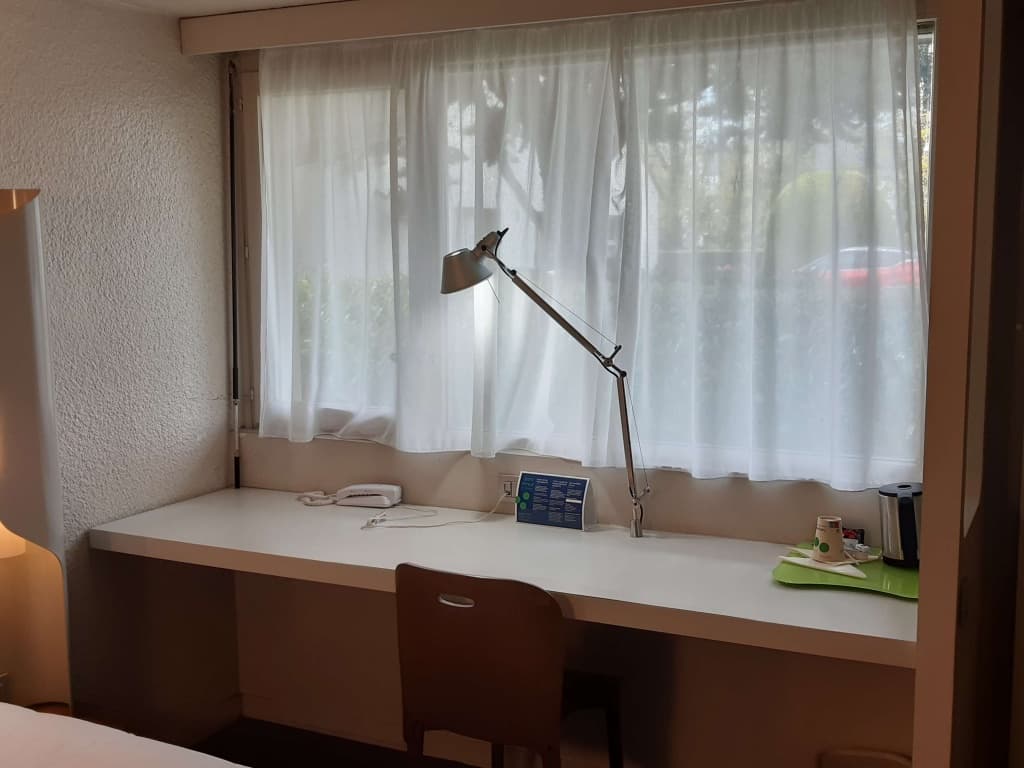 Hotel Campanile Grenoble Nord - Saint Egrève - Photo 4