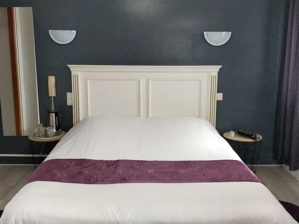 Hôtel Les Grands Voyageurs - Photo 5