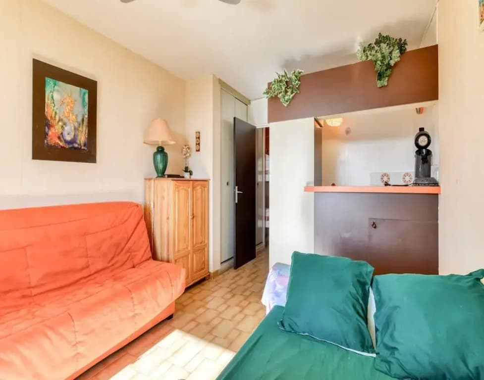 Sunny Apartment by the Sea - Photo 5