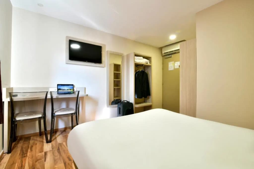 B&B Hotel Bollene - Miniature 8