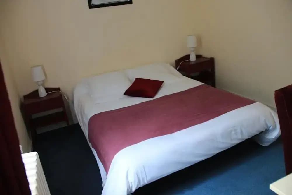 Le Central Hôtel - Photo 2