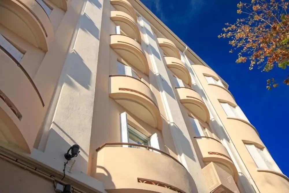The Originals City, Hôtel Mondial, Perpignan - Photo 1