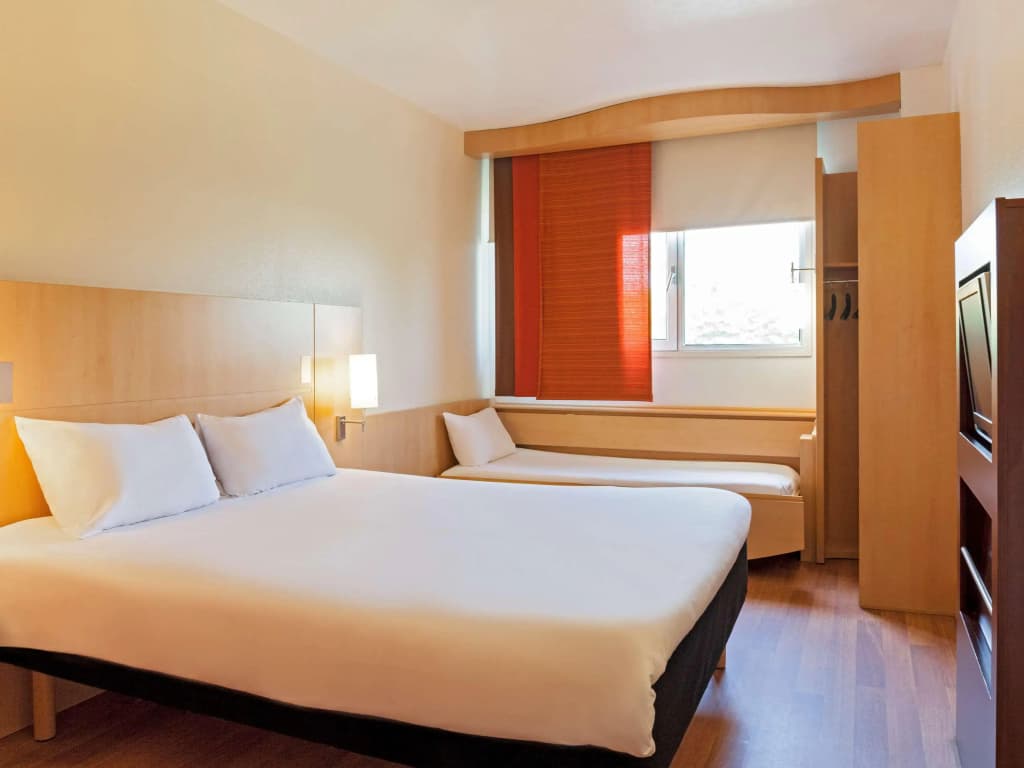 ibis Paris Porte d'Italie - Photo 2