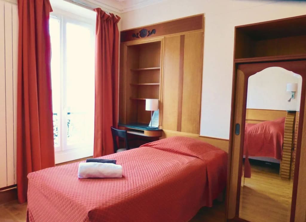 Hôtel Marignan - Photo 4