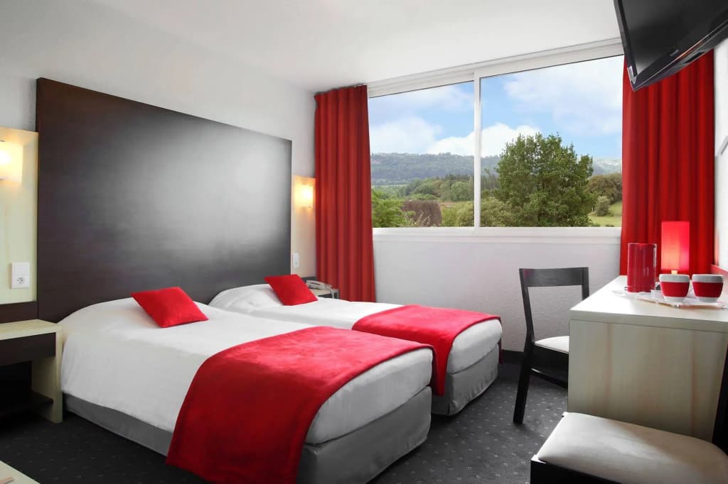 Hôtel Le Clos Roussillon - Photo 2