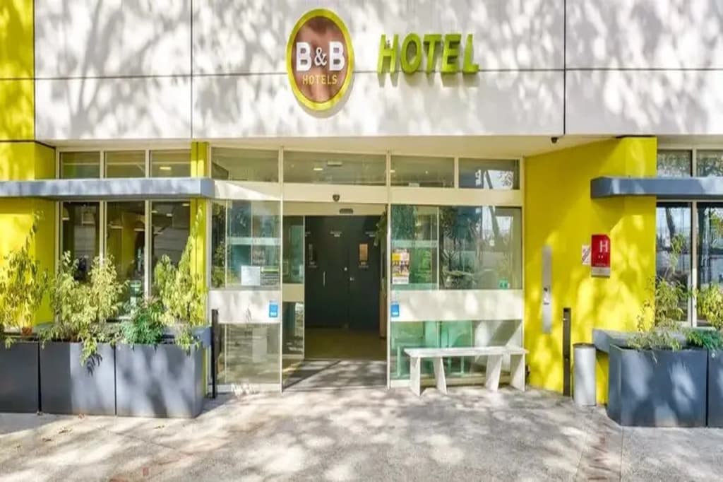B&B HOTEL Paris Malakoff Parc des Expositions - Photo 1