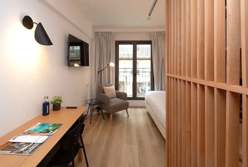 FINESTATE Coliving Champs-Elysées - Photo 3