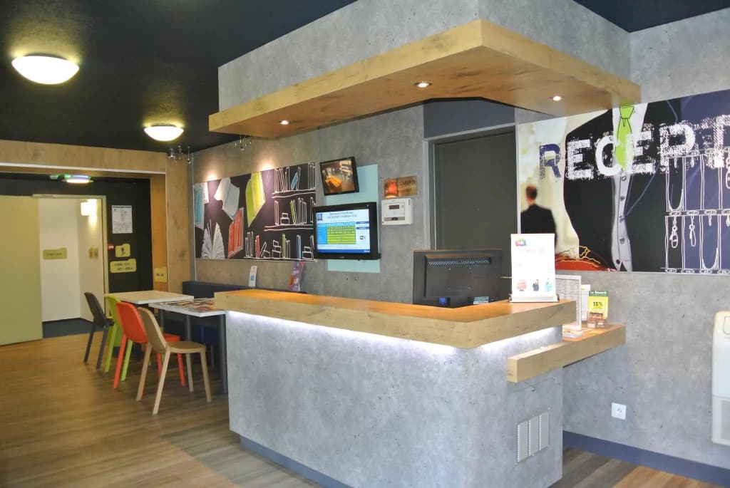 ibis budget Chambéry Sud Challes-les-Eaux - Photo 2