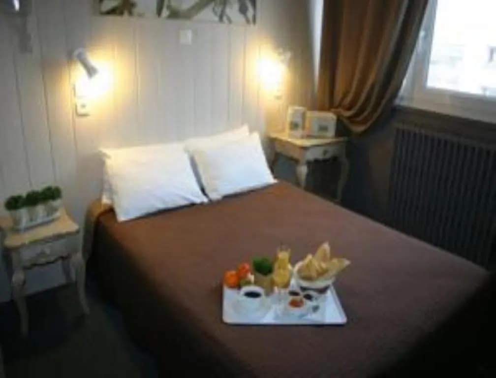 Hôtel De Londres - Photo 4