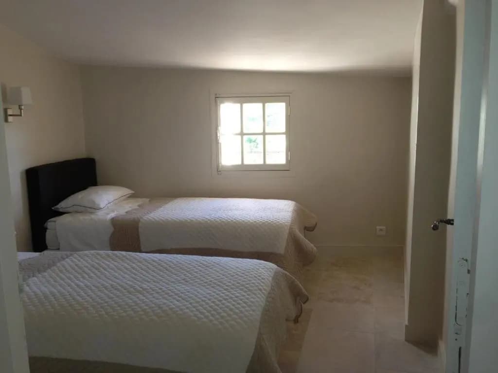 Ancienne Maison des Gardes - Photo 1