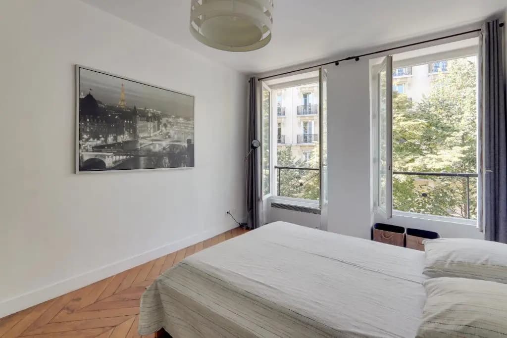 The BEST DEAL in the MARAIS - 1Bedroom Apt - 45m2 - Photo 3