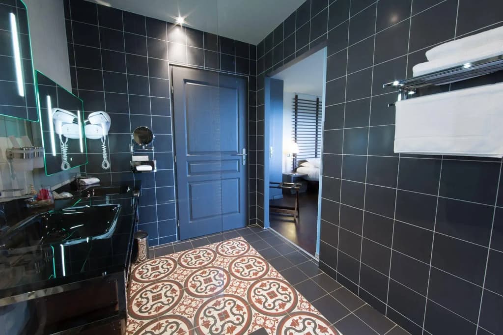 Domaine de Chalveches Hotel SPA 4* - Miniature 8
