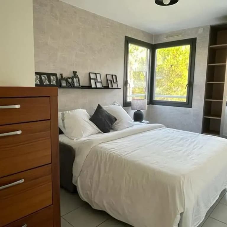 Two Bed Apt With Lovely Terrace - 2195 - Miniature 6
