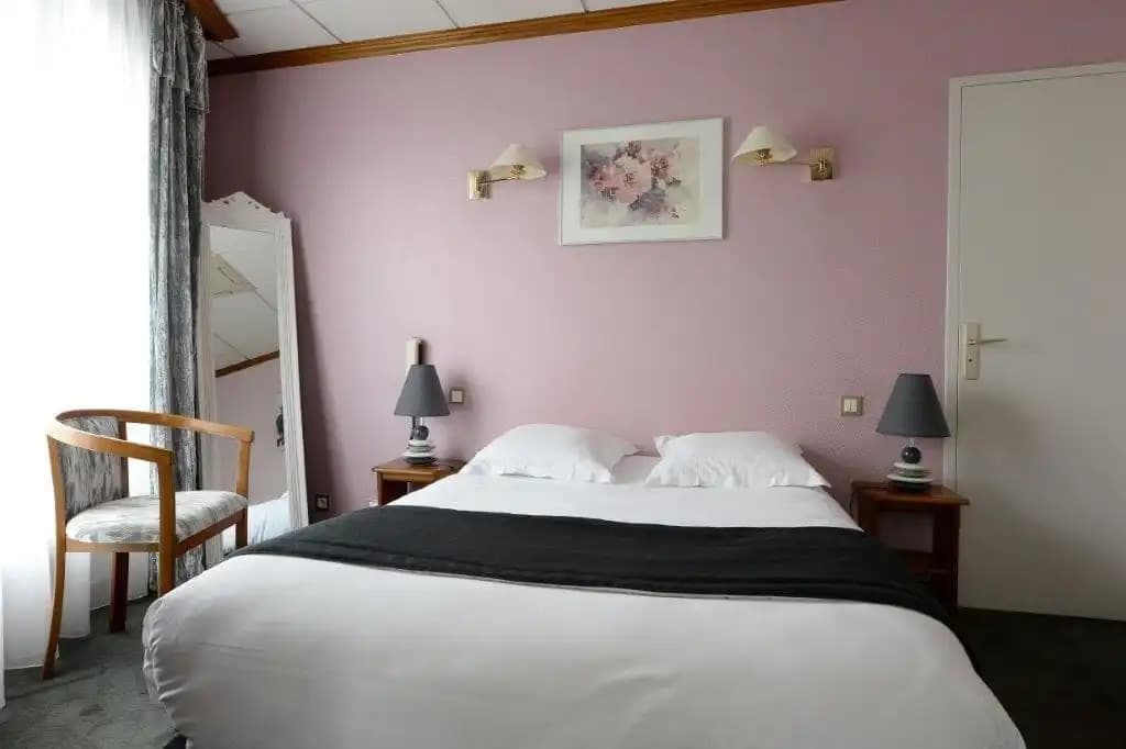Hôtel Porte Mars Reims Gare Centre - Photo 3