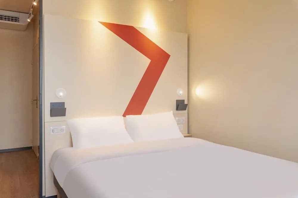 Ibis Budget Mont De Marsan - Photo 4