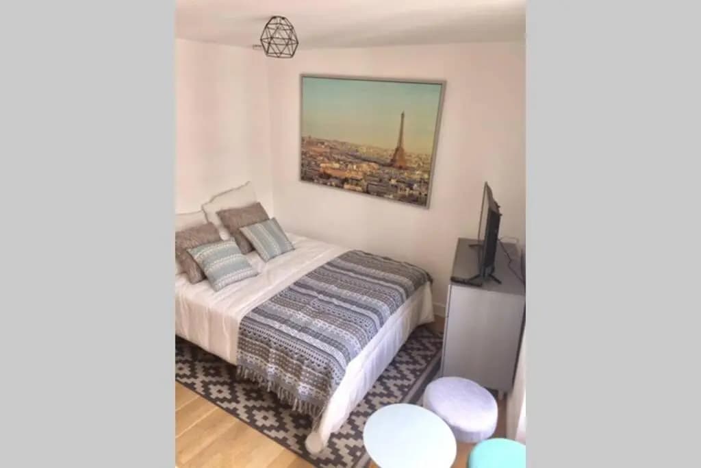 French typical apartment (opéra 5D) - Photo 4