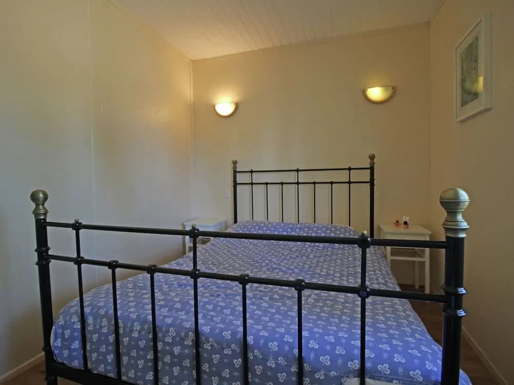 Quiet Holiday Home in Gassin by the Beach - Photo 4