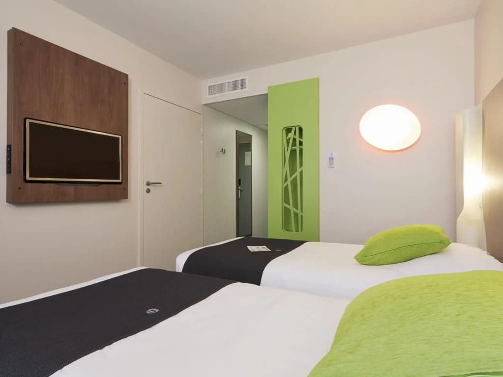 Campanile Hotel Lille Euralille - Photo 3