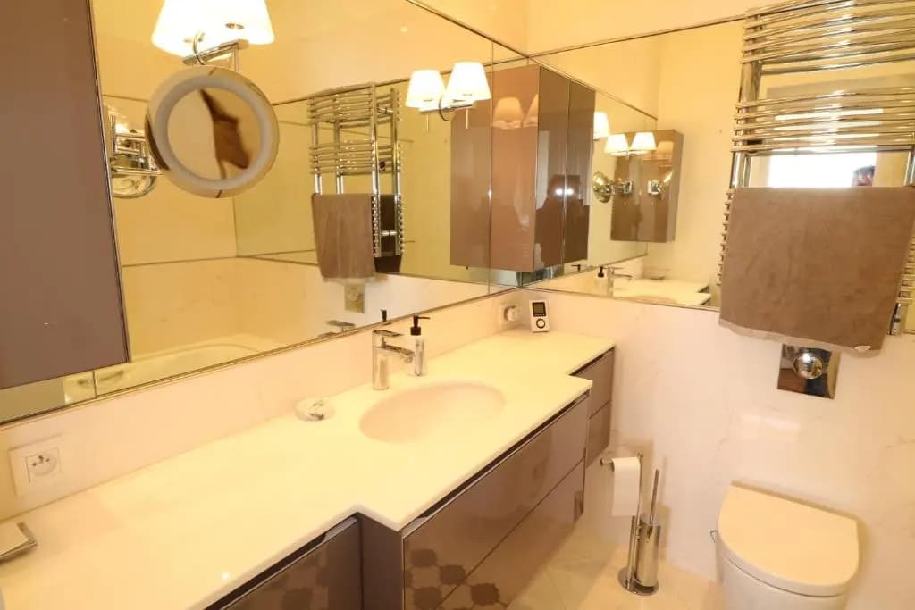 Beautiful 3 bedroom. Direct sea view. 401 - Miniature 7