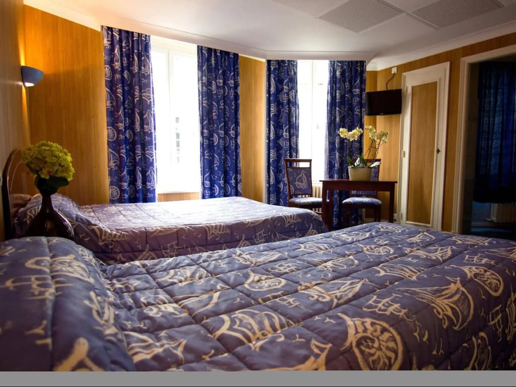 Hôtel du Commerce - Photo 3