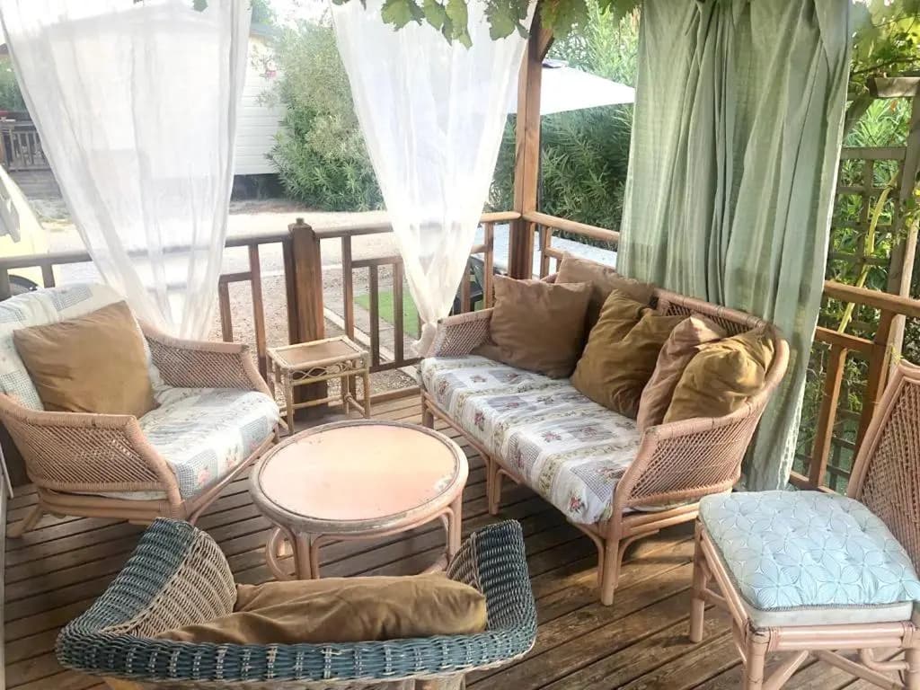 Bungalow de 3 chambres avec piscine partagee et jardin amenage a Frejus a 5 km de la plage - Photo 2